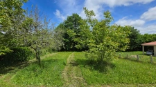 TERRAIN CONSTRUCTIBLE 1560M² - ENVIRONNEMENT CALME - CAMPAGNE