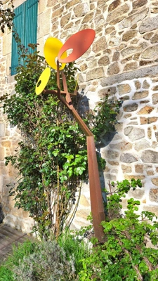 Grande maison familiale en Pierre avec Jardin - Piscine et Ruisseau- Proche saint-Junien