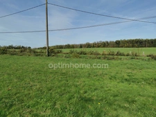 TERRAIN 2379M² - PROCHE SAINT-JUNIEN - ENVIRONNEMENT CALME ET CAMPAGNE