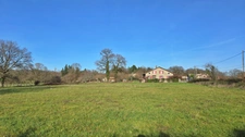 RARE! - Terrain constructible + Terrain agricole 1.5Ha