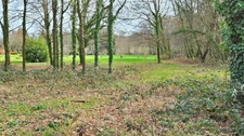 TERRAIN 1676M² - ENVIRONNEMENT CAMPAGNE ET BOISE