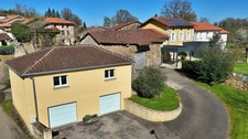 Maison en Pierre avec Grange Atelier Piscine et Jardin - Calme et vue imprenable 