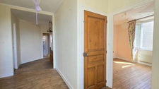 Maison Familiale de 9 chambres avec Grange et Jardin - Centre-Bourg - Calme et Tranquilité