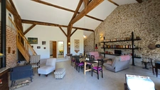 MAISON EN PIERRE RENOVEE 7P + JARDIN - ENVIRONNEMENT CAMPAGNE - PROCHE MONTS DE BLOND