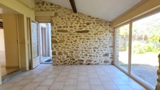 MAISON EN PIERRE 6P AVEC GRANGES ET JARDINS - CALME ET CAMPAGNE