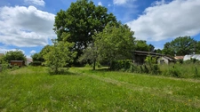 TERRAIN CONSTRUCTIBLE 1560M² - ENVIRONNEMENT CALME - CAMPAGNE