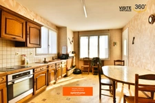 Maison 3 chambres et immense garage