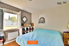 À vendre – Au calme, maison familiale traditionnelle 4 chambres + bureau sur terrain de 1 550 m² piscinable