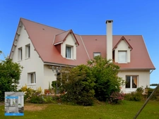 Dpt Orne (61), à vendre FLERS Beau pavillon de 136 m² avec terrain arboré de 1 271,00 m² 