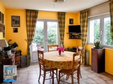 Dpt Orne (61), à vendre FLERS Beau pavillon de 136 m² avec terrain arboré de 1 271,00 m² 