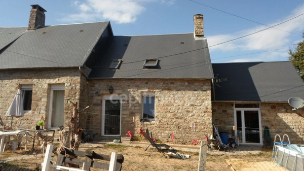 MAISON DE CAMPAGNE AVEC TERRAIN