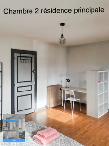 Dpt (), for sale investment property located in the town center of Flers de l'Orne