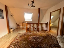 LEYMEN, 10min station Tram, très belle maison de 135m², 5.41ares arborés et paysagés, 3chambres, pompe à chaleur, belles prestations. Quartier résidentiel, top situation!