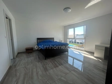 BLOTZHEIM, quartier résidentiel, superbe Villa de 2021, BBC, 137.5m² (252m² surface totale!), 5.89ares, suite parentale. Top situation! Classe énergétique A.