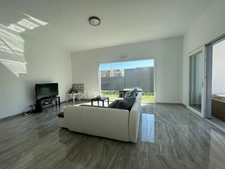 BLOTZHEIM, quartier résidentiel, superbe Villa de 2021, BBC, 137.5m² (252m² surface totale!), 5.89ares, suite parentale. Top situation! Classe énergétique A.