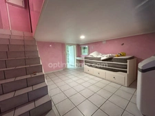 HIRSINGUE, jolie maison mitoyenne, 61m², 2chambres, sous-sol, jardin privatif, grand garage, pompe à chaleur, aucun travaux.