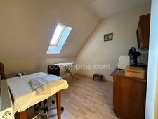 LEYMEN, 10min station Tram, très belle maison de 135m², 5.41ares arborés et paysagés, 3chambres, pompe à chaleur, belles prestations. Quartier résidentiel, top situation!