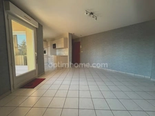 VILLAGE-NEUF, quartier résidentiel en impasse, joli appartement 2pièces de 51.60m², balcon, cave. Top emplacement!