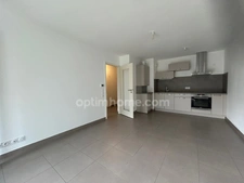 SAINT-LOUIS NEUWEG, résidence de Standing, superbe appartement rez de jardin 2pièces, terrasse, jardin privatif, cave, garage. Cadre verdoyant.