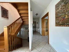 LEYMEN, 10min station Tram, très belle maison de 135m², 5.41ares arborés et paysagés, 3chambres, pompe à chaleur, belles prestations. Quartier résidentiel, top situation!