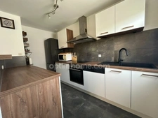 HUNDSBACH, Magnifique Duplex/Jardin, 81.28m² (77.83m² carrez), 3chambres, jardin privatif 100m², garage XXL 3voitures 50.60m². Aucun travaux à prévoir!