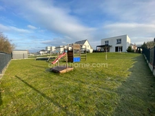 SAINT-LOUIS, 300m station bus pour Bâle, Splendide Villa de 2016, 136m² (+66m² de sous-sol chauffé!!), 8.80ares clos, arboré & paysagé. Vue forêt. Emplacement d'exception!