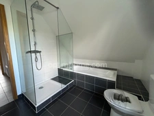 KINGERSHEIM, en impasse , jolie maison 5pièces, 117m², sous-sol complet, 4ares. Top emplacement!