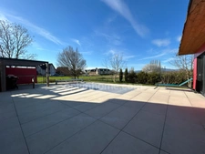 BURNHAUPT LE BAS, 2min accès autoroute A36 & nationale 83, très jolie maison moderne (2012), 146m² (135.3m² carrez), 9.50ares, piscine, pool house, classe énergétique B ! En bordure des champs! Top e