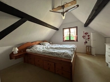 STEINBRUNN LE BAS, 10min gare TGV MULHOUSE, 10min accès A35, Maison Alsacienne (1786), 195m², 5.38ares, 5chambres, superbes volumes, Un charme fou!
