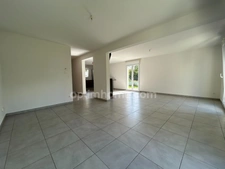 KINGERSHEIM, en impasse , jolie maison 5pièces, 117m², sous-sol complet, 4ares. Top emplacement!