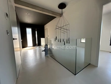 BRUNSTATT, sur les hauteurs, Splendide Villa d'architecte de 190m², 6.50ares, prestation haut de gamme (béton ciré, parquet massif, climatisation, piscine à débordement etc...) Top emplacement!
