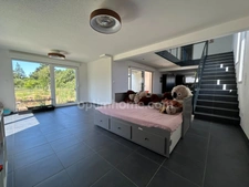 HESINGUE, Villa de 2024, en impasse, 261m² surface totale (173m² habitable), 9.80ares, suite parentale, sous-sol XXL, classe énergie A. Top situation!