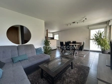 HUNDSBACH, Magnifique Duplex/Jardin, 81.28m² (77.83m² carrez), 3chambres, jardin privatif 100m², garage XXL 3voitures 50.60m². Aucun travaux à prévoir!