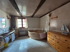 STEINBRUNN LE BAS, 10min gare TGV MULHOUSE, 10min accès A35, Maison Alsacienne (1786), 195m², 5.38ares, 5chambres, superbes volumes, Un charme fou!