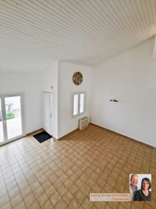 Maison Rénovée de 90m² à Argelès-sur-Mer : Calme, confort et vue montagnes