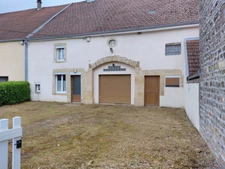 Maison au calme habitable de suite