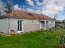 Maison de plain pied sur grand terrain