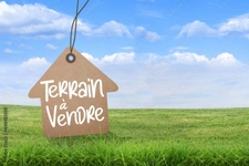 Terrain constructible à vendre de 947,00 m² SEVEUX (70)