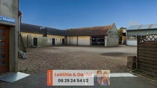 Ensemble immobilier avec maison d'habitation et 450 m² d'Atelier