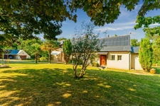 Exceptional property with panoramic views and absolute tranquility, close to SAUMUR.