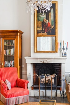 Saumur center - Character house of 346 m², 7 bedrooms, outbuildings and garden.
