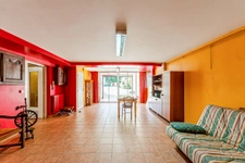 Exceptional property with panoramic views and absolute tranquility, close to SAUMUR.