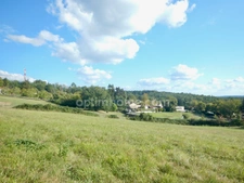 Terrain à bâtir de 2900 m2 à CHAMPCEVINEL (24)
