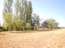 Terrain de loisir de 3 060 m² sur la commune de Cubjac-Auvezère-Val d'Ans (24)