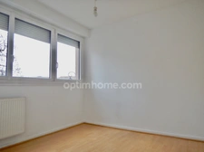 Appartement à vendre 4 pièces situé dans le centre historique de PERIGUEUX.