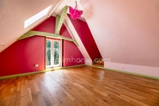 Maison en pierre 6 pièces sur la commune de MAYAC (24).