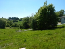 Terrain à bâtir de 1 073 m² sur la commune de TRELISSAC.