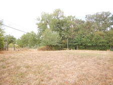 Terrain à bâtir situé sur la commune de Champcevinel (24)