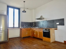 Maison de quatre pièces 122 m2 à PERIGUEUX.