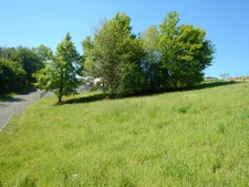 Terrain à bâtir de 1 073 m² sur la commune de TRELISSAC.